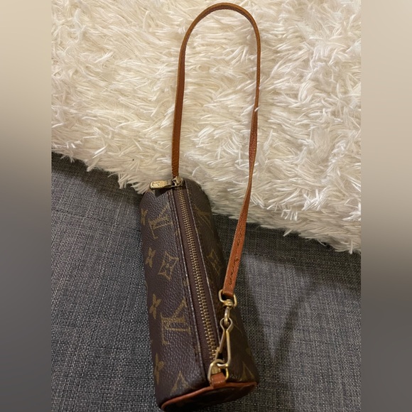 Authentic Vintage LOUIS VUITTON Monogram Papillon Pochette - Picture 8 of 8